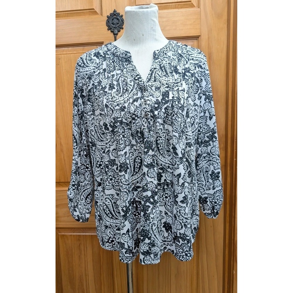 Kim Rogers Size Large Tunic Top 3/4 Sleeves Button Tab Sleeves Button-Down Front
